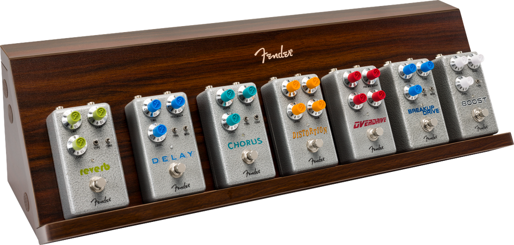 Fender - Deluxe Wooden Wall-Mounted Pedal Shelf