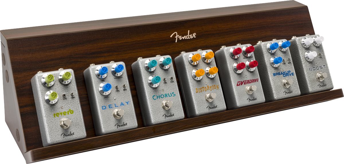 Fender - Deluxe Wooden Wall-Mounted Pedal Shelf