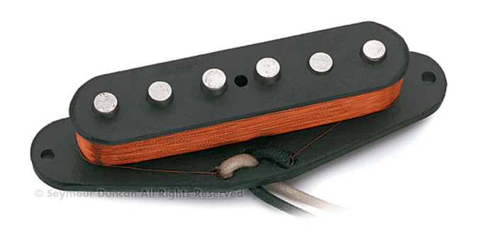 Seymour Duncan - Alnico 2 Pro Staggered 3 Pickup Calibrated Set for Strat, Cream