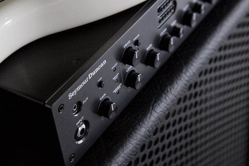 Seymour Duncan - PowerStage 700 Bass 700-watt Compact Bass Amplifier Head