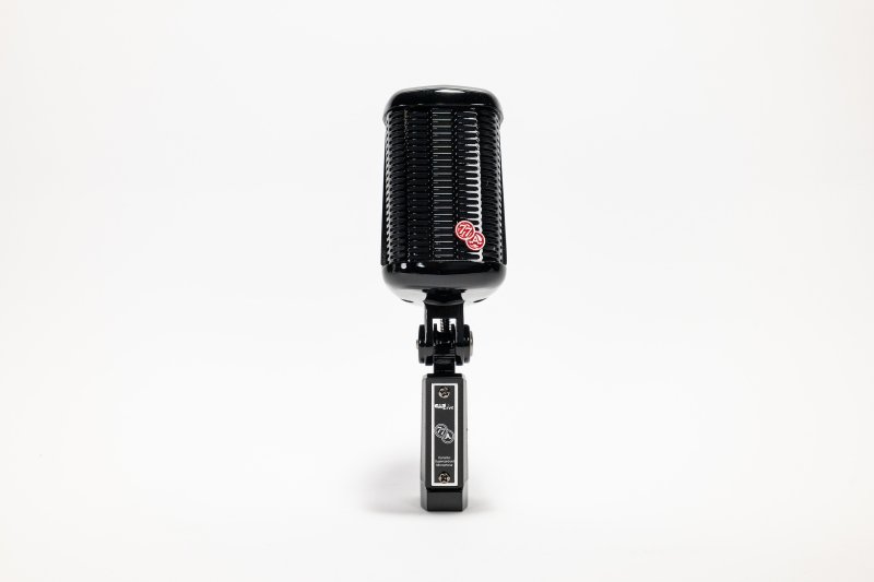 CAD - A77BK Large Supercardioid Large Diaphragm Dynamic Side Address Microphone
