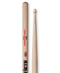 Vic Firth - AJ1
American Jazz®
A 5B shaft that feels full-sized yet plays “lightning fast” due to its long taper