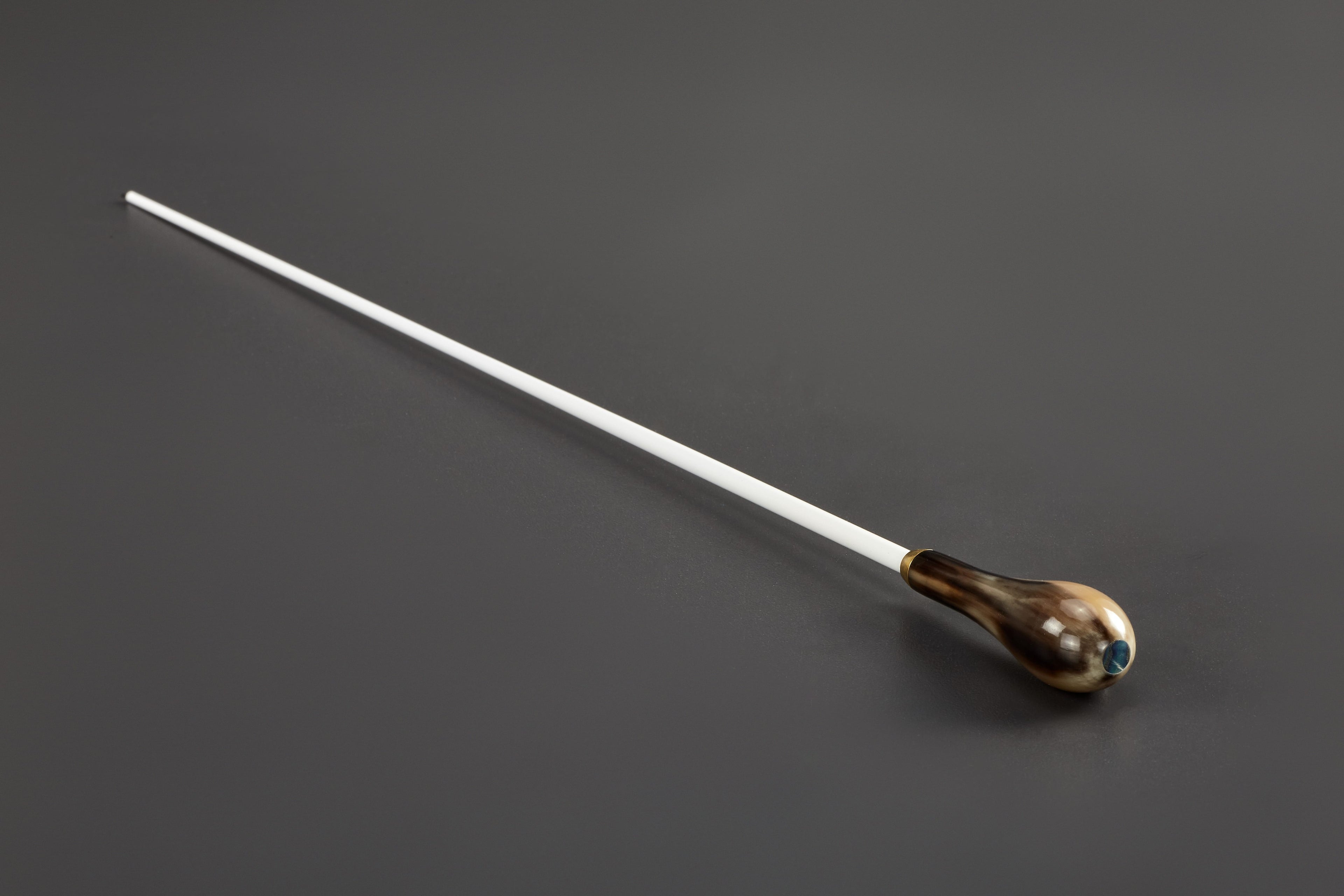 Baton 15in Horn Pear Handle