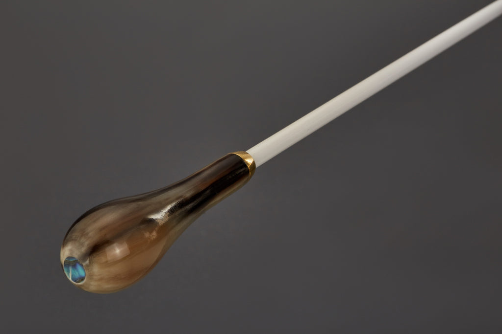 Baton 15in Horn Pear Handle