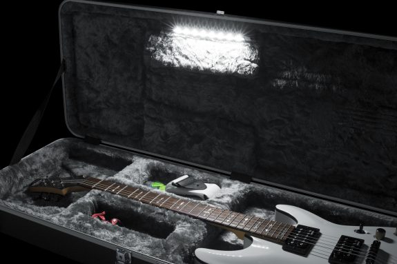 Gator - Deluxe Molded Case for Electric Guitars; LED Edition