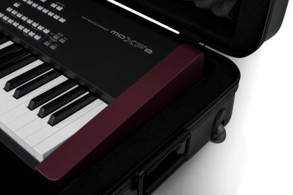 Gator - TSA Keyboard Series Molded 88-note Keyboard Case With Wheels