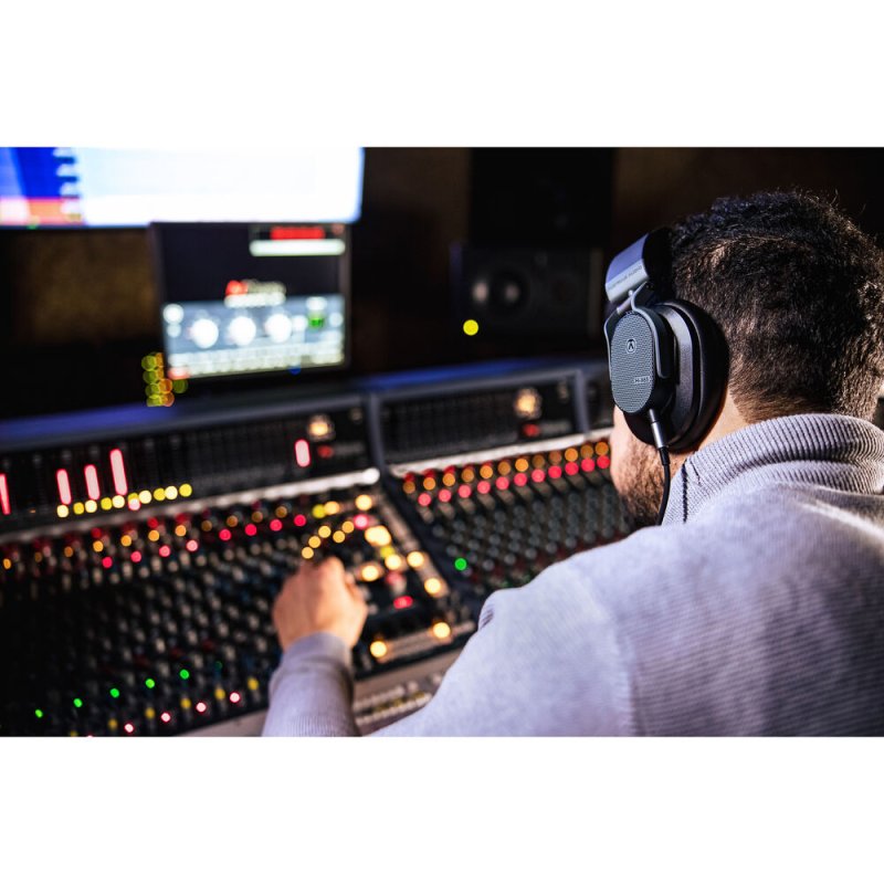 Austrian Audio - Open-Back Reference-Grade Headphones, Black