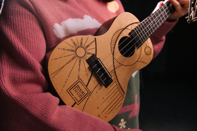 KALA - Mxmtoon Signature Concert Ukulele With Bag