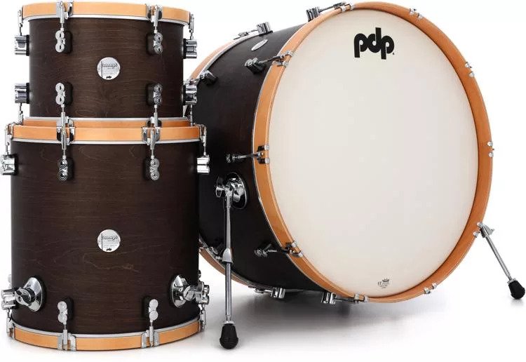 PACIFIC DRUMS & PERC - Concept Maple Classic 3-piece Shell Pack -26" Kick, Walnut With Natural Hoops