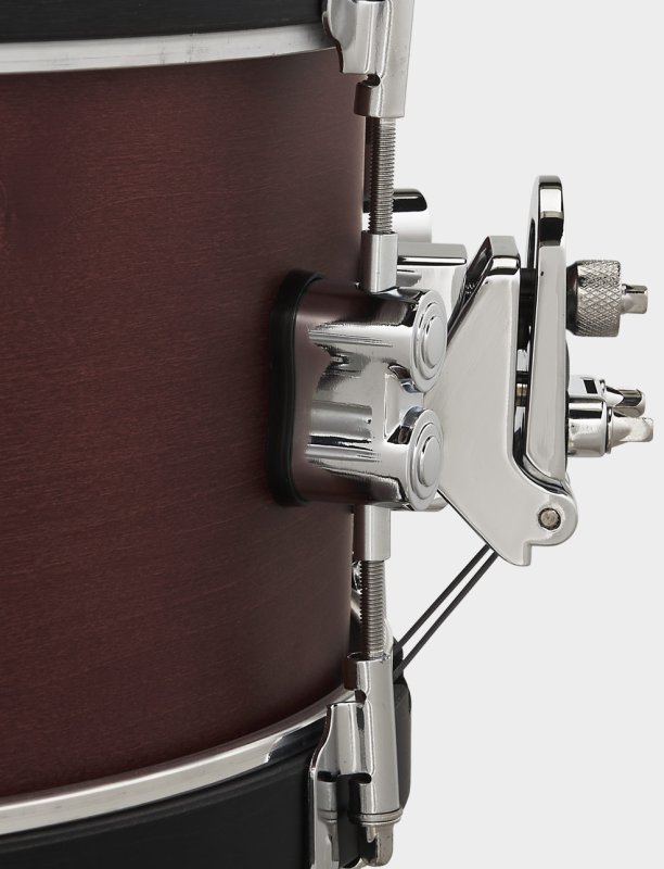PACIFIC DRUMS & PERC - Concept Maple Snare Drum 6.5" x 14'', Ox Blood Stain with Ebony Stain Hoops