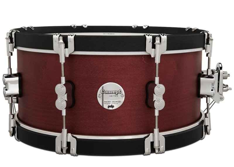 PACIFIC DRUMS & PERC - Concept Maple Snare Drum 6.5" x 14'', Ox Blood Stain with Ebony Stain Hoops