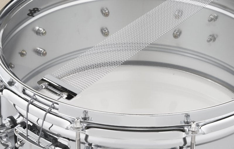 PACIFIC DRUMS & PERC - 6.5" x 14" Dual-beaded, 1mm Rolled Shell, Chrome Over Steel With Chrome Hardware