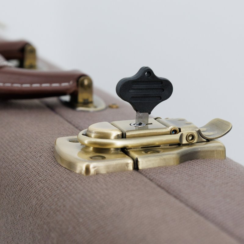Profile - Electric Guitar Case, Brown Leather