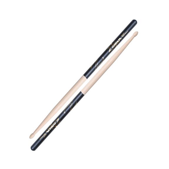 Zildjian - 5B Wood Tip Hickory Drumsticks with Black DIP