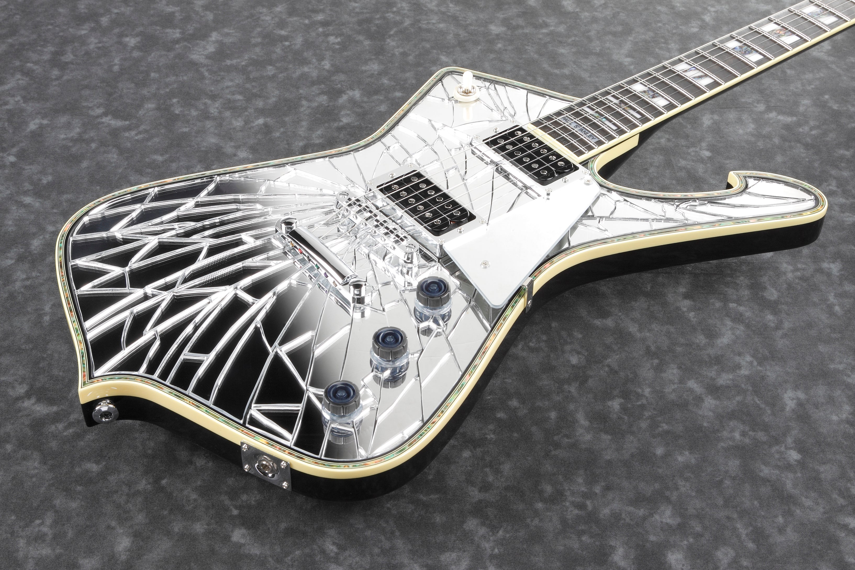 Ibanez Electric Guitar - Paul Stanley Signature 6str Electric Guitar w/Case - PS1CM