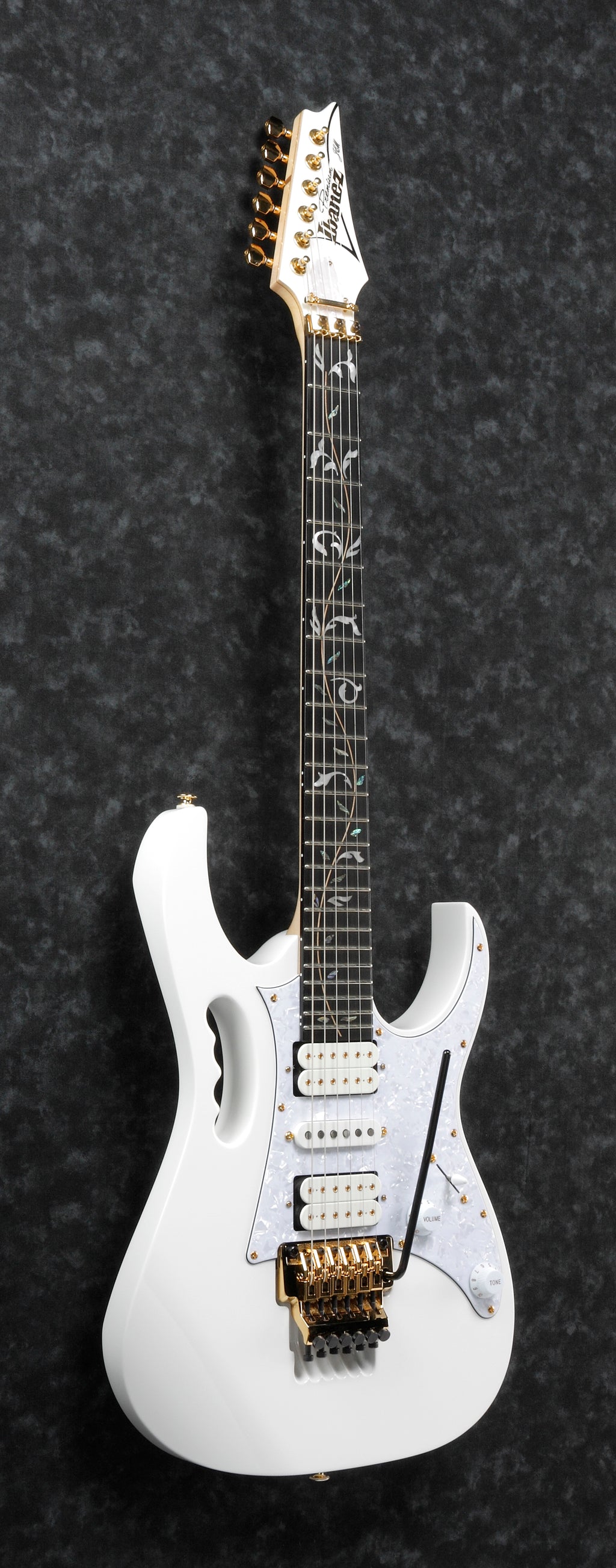 Ibanez Electric Guitar - Steve Vai Signature 6str Electric Guitar w/Bag - White - JEM7VPWH