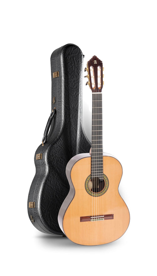 Alhambra Guitarras 11 P Concert Classical Guitar with Gig Bag - 11P